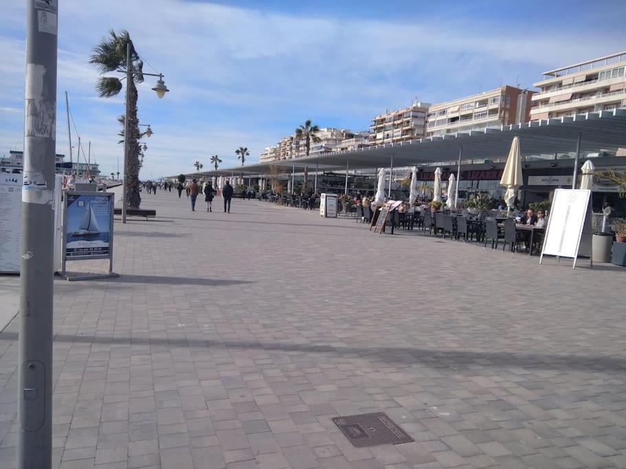 Apto Con Terraza Y 2 Dormitorios. 600 Megas Wifi. Санта Пола Екстериор снимка