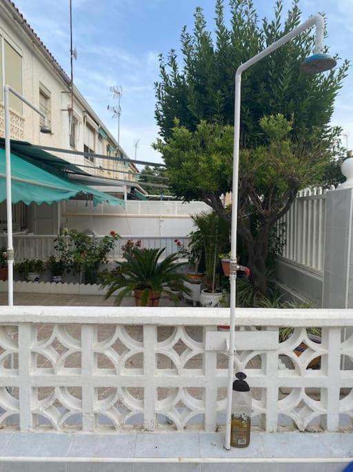 Apto Con Terraza Y 2 Dormitorios. 600 Megas Wifi. Санта Пола Екстериор снимка